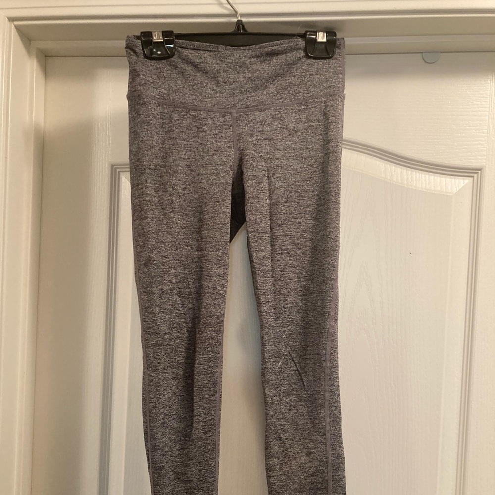 TNA leggings